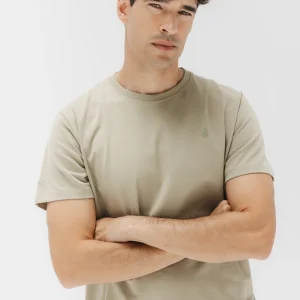 CAMISETA BÁSICA BORDADO VERDE KHAKI