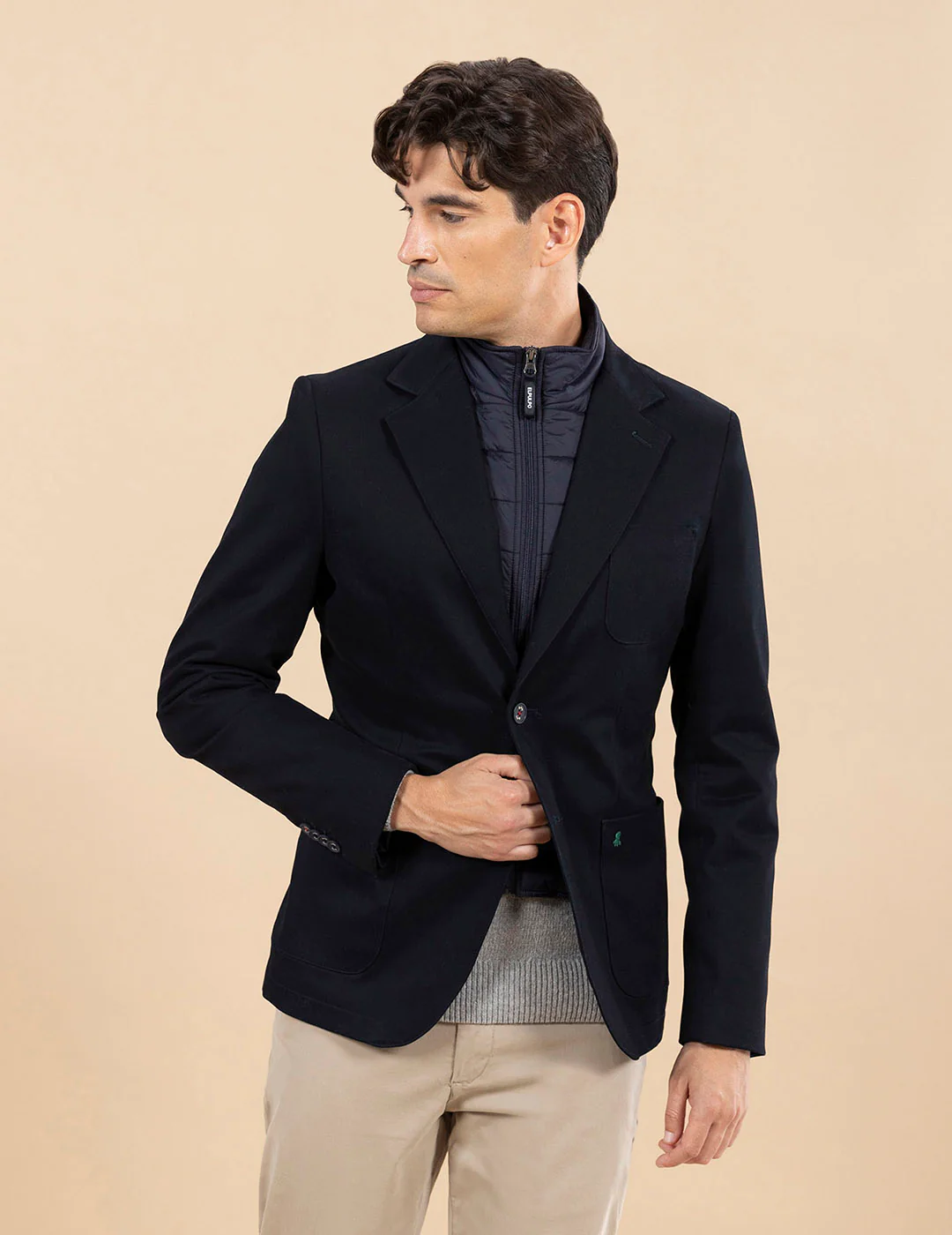 AMERICANA CON PECHERA DESMONTABLE AZUL MARINO - Imagen 4