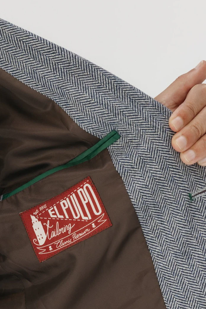 AMERICANA ESPIGA CON LANA AZUL - Imagen 3